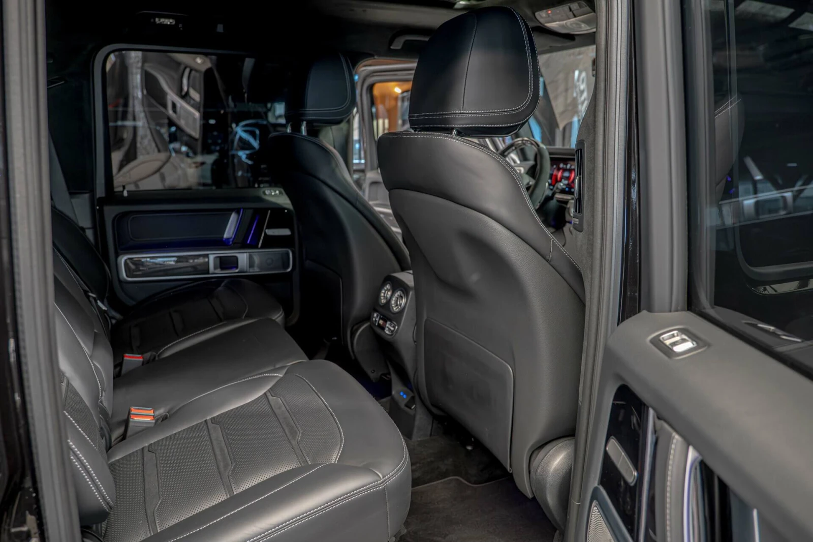 Mercedes-Benz G 63 AMG Night packet/Full Carbon/3D Burmester/������ 360/P | Mobile.bg � ����������� 8