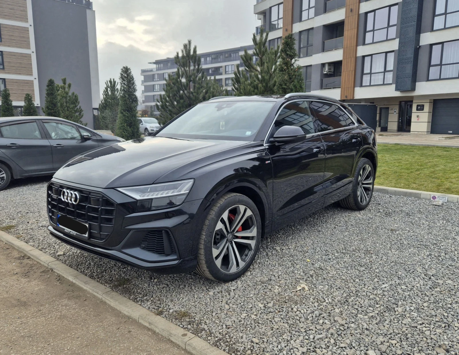 Audi Q8 50 tdi, снимка 3 - Автомобили и джипове - 53809764