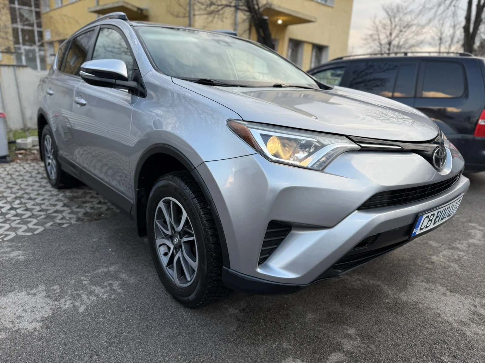 Toyota Rav4 2.5i 4x4, снимка 2 - Автомобили и джипове - 53972370