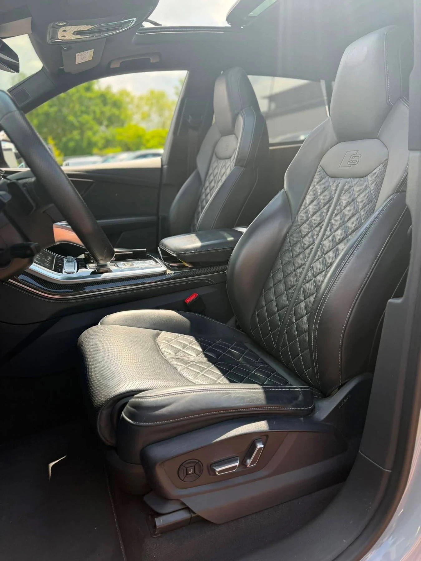 Audi SQ8 4.0D QUATTRO MATRIX CARBON ПАНО B&O ЛИЗИНГ 100%, снимка 7 - Автомобили и джипове - 54822130