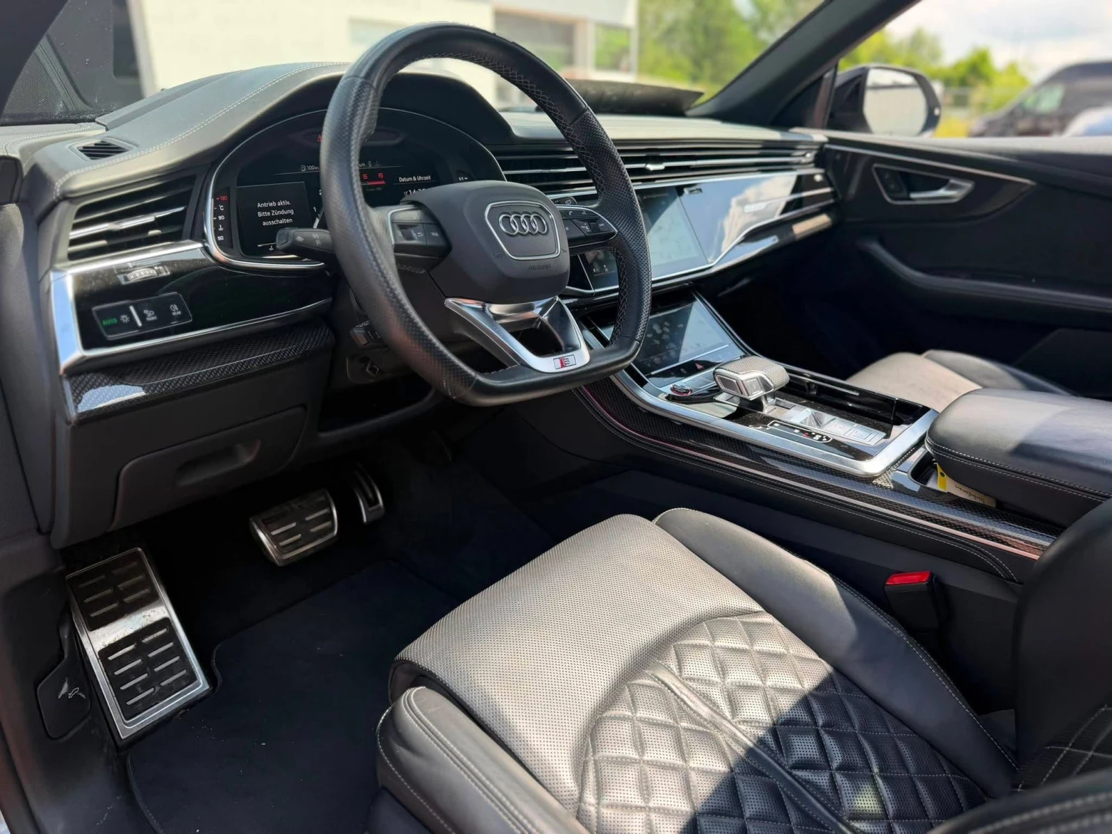Audi SQ8 4.0D QUATTRO MATRIX CARBON ПАНО B&O ЛИЗИНГ 100%, снимка 8 - Автомобили и джипове - 54822130