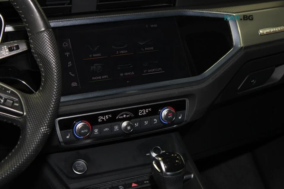 Audi Q3 PremiumPlus S Line * АвтоКредит * (ЦЕНА ДО БГ), снимка 12 - Автомобили и джипове - 54885983