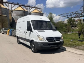     Mercedes-Benz 313 