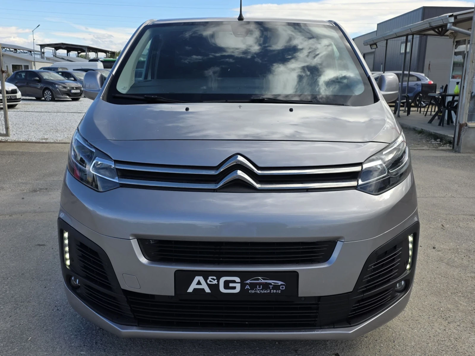 Citroen Jumpy 2.0HDI AUTOMATIC EAT8 LONG - изображение 2