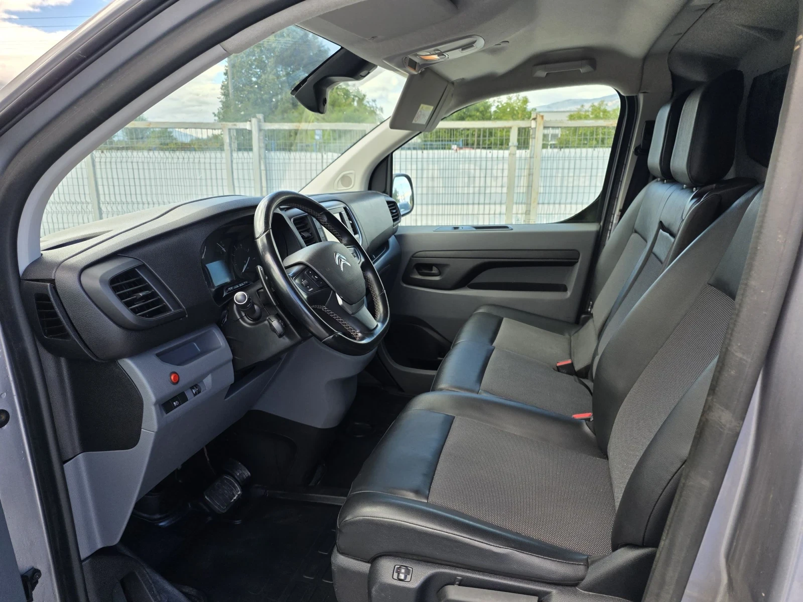 Citroen Jumpy 2.0HDI AUTOMATIC EAT8 LONG - изображение 9