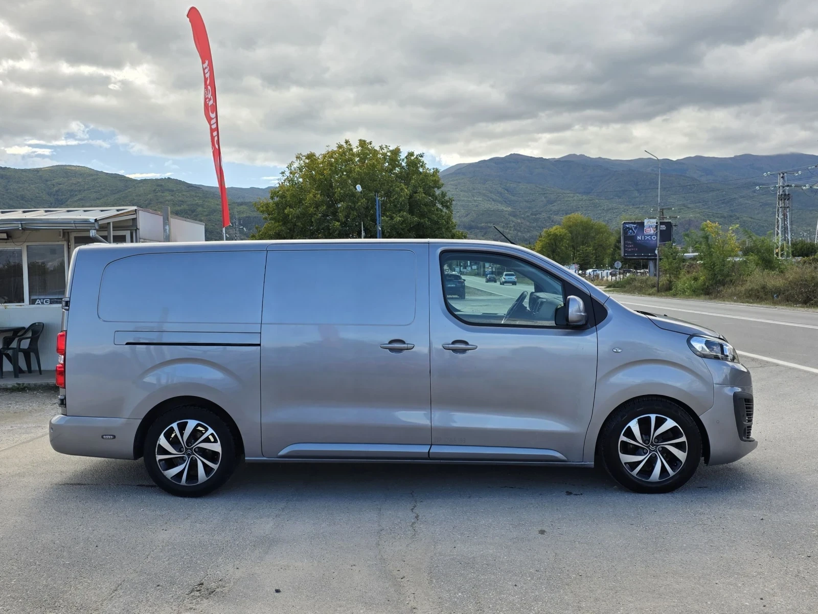 Citroen Jumpy 2.0HDI AUTOMATIC EAT8 LONG - изображение 8