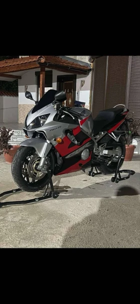 Honda Cbr F4i | Mobile.bg    4