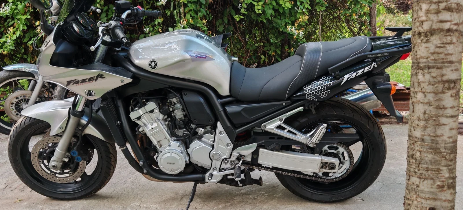 Yamaha Fazer FZS1000, снимка 9 - Мотоциклети и мототехника - 55658069