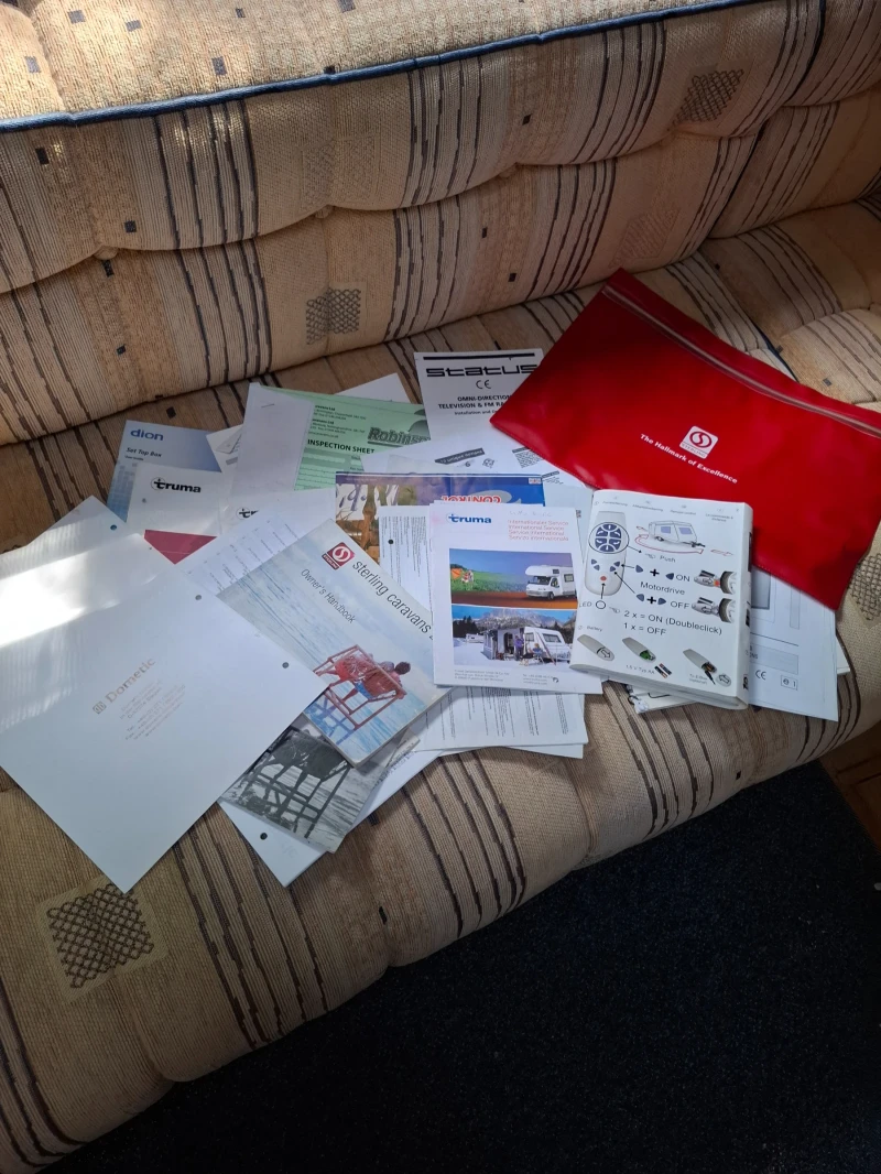 Каравана Swift Sterling Eccles , снимка 7 - Каравани и кемпери - 52432683