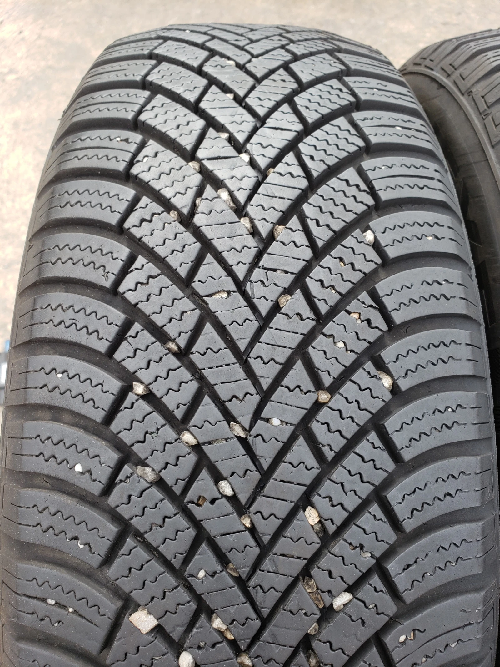 Гуми Зимни 205/65R15