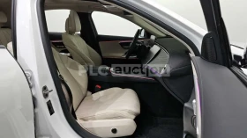 Mercedes-Benz E 200, снимка 8