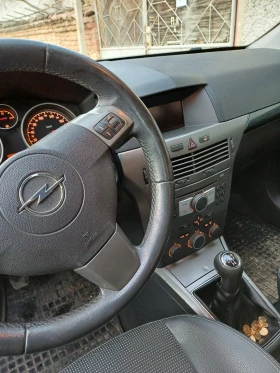 Opel Astra H, снимка 5
