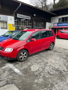 VW Touran 2.0TDI, снимка 2