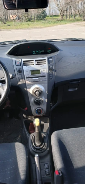 Toyota Yaris 4 врати - 2500 € / 4889.57 лв. - 21908855 7