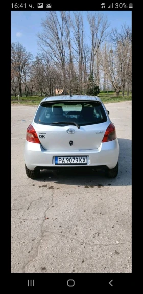 Toyota Yaris 4 врати - 2500 € / 4889.57 лв. - 21908855 2