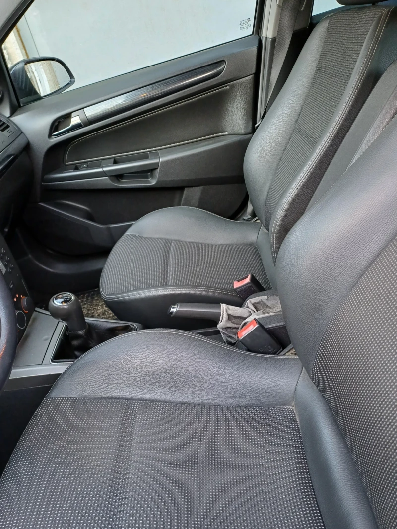 Opel Astra H, снимка 7 - Автомобили и джипове - 52544719