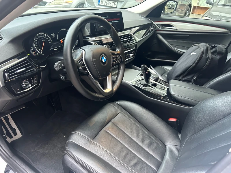 BMW 530 Luxury , снимка 5 - Автомобили и джипове - 47306292