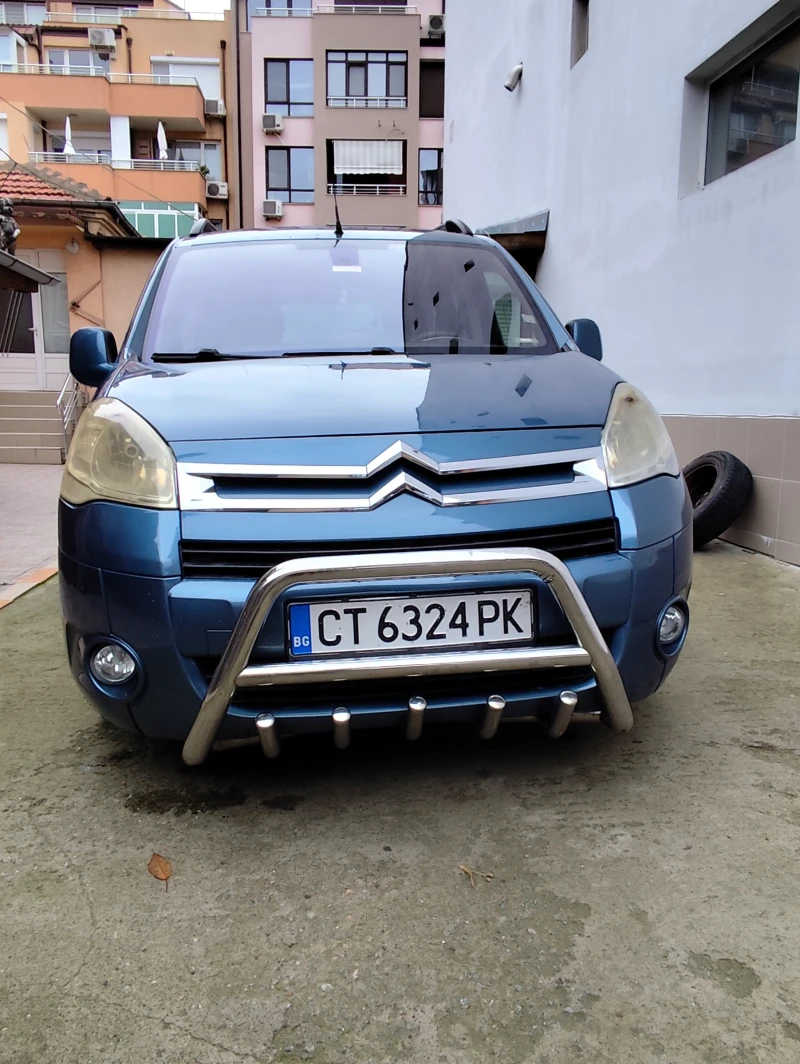 Citroen Berlingo, снимка 2 - Автомобили и джипове - 48241056