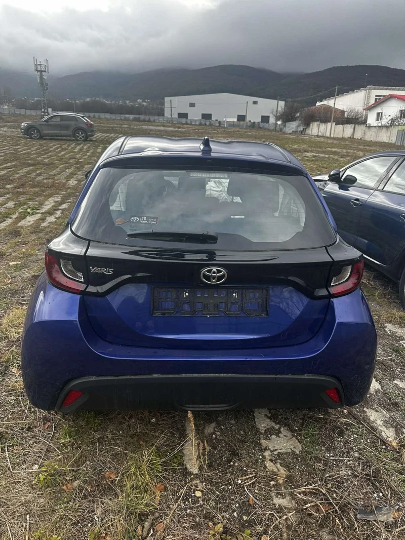 Toyota Yaris, снимка 6 - Автомобили и джипове - 48620527