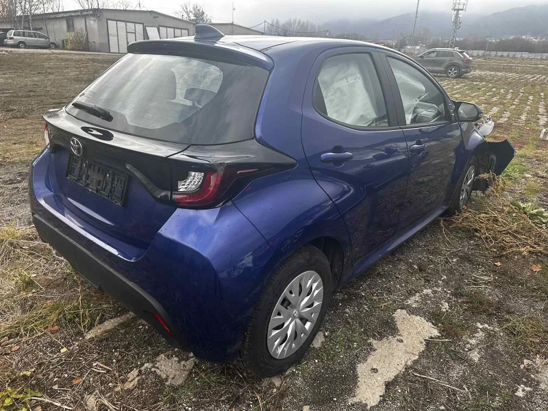 Toyota Yaris, снимка 5 - Автомобили и джипове - 48620527