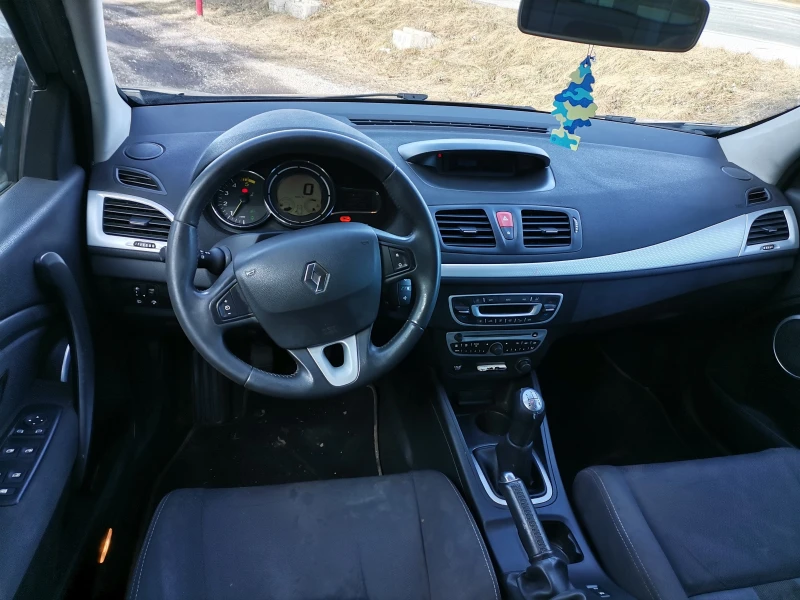 Renault Megane 1.5 DCI 90к.с, снимка 12 - Автомобили и джипове - 49402974