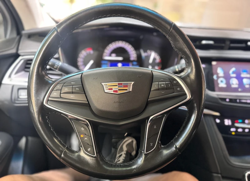 Cadillac XT5 3, 6 AWD-Platinium, снимка 11 - Автомобили и джипове - 51994685