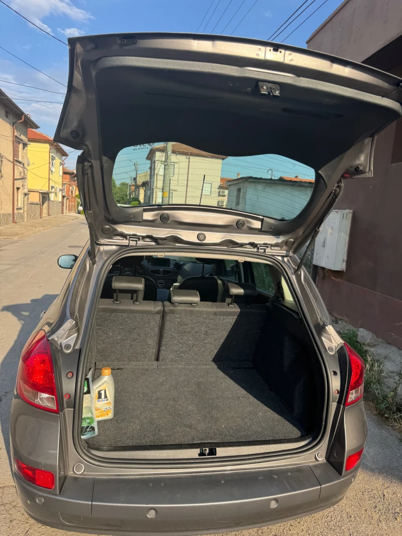 Renault Clio 1.6 16V NAVI, снимка 7 - Автомобили и джипове - 52734546