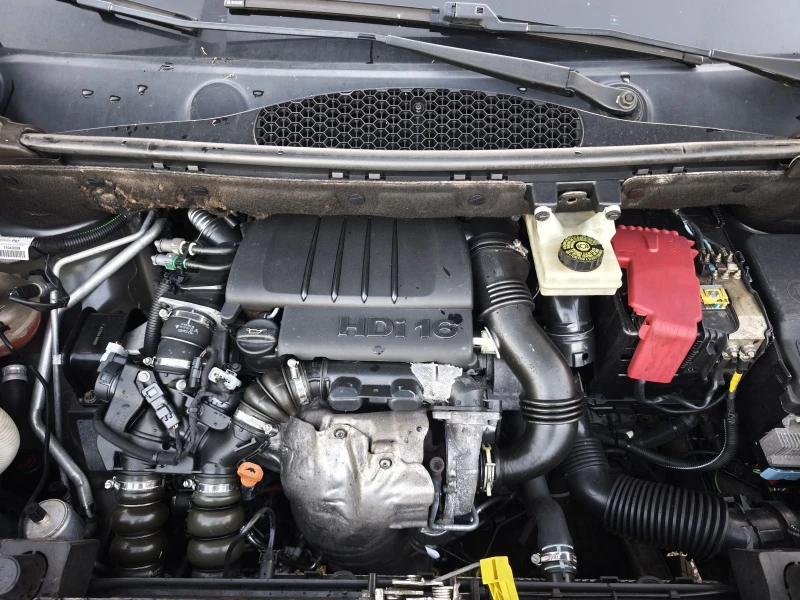 Peugeot Partner 1.6 hdi Multispace , снимка 14 - Автомобили и джипове - 51616636