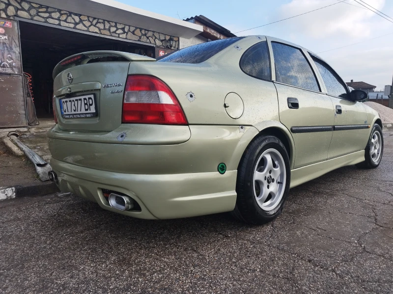 Opel Vectra 1.8 115кс, снимка 6 - Автомобили и джипове - 52512713