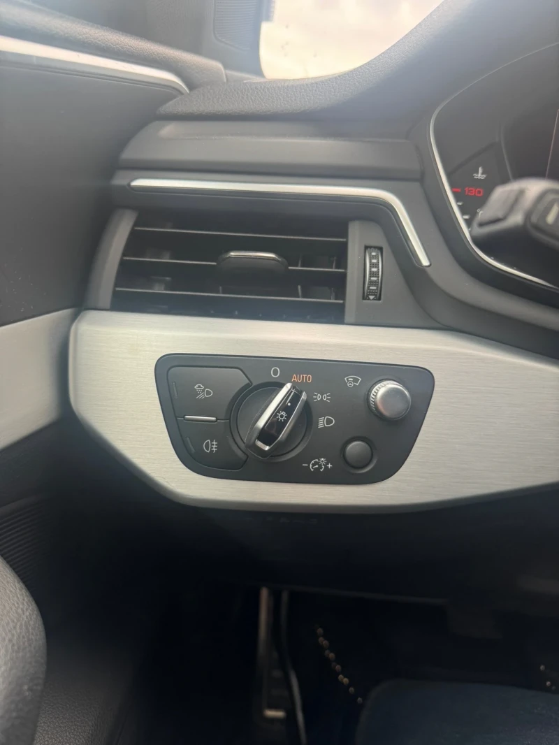 Audi A4 S-line, снимка 10 - Автомобили и джипове - 52462247