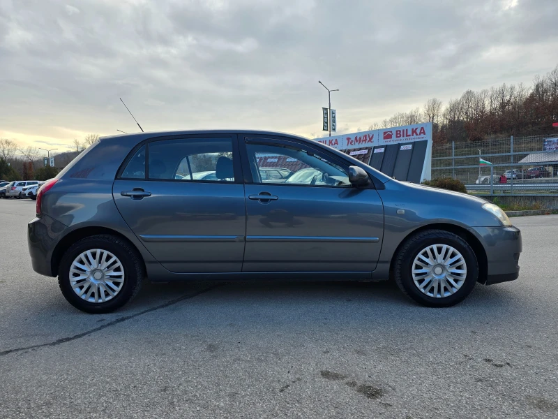 Toyota Corolla 1.4D4D/90PS, снимка 7 - Автомобили и джипове - 52673473