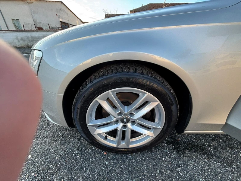 Audi A4, снимка 2 - Автомобили и джипове - 53025684