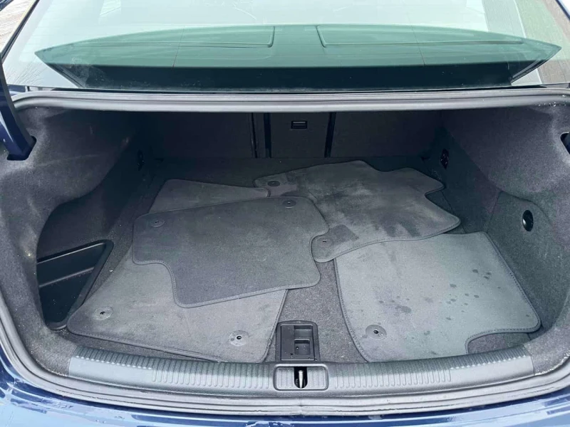 Audi A3 Komfort  CARFAX, снимка 10 - Автомобили и джипове - 53591567