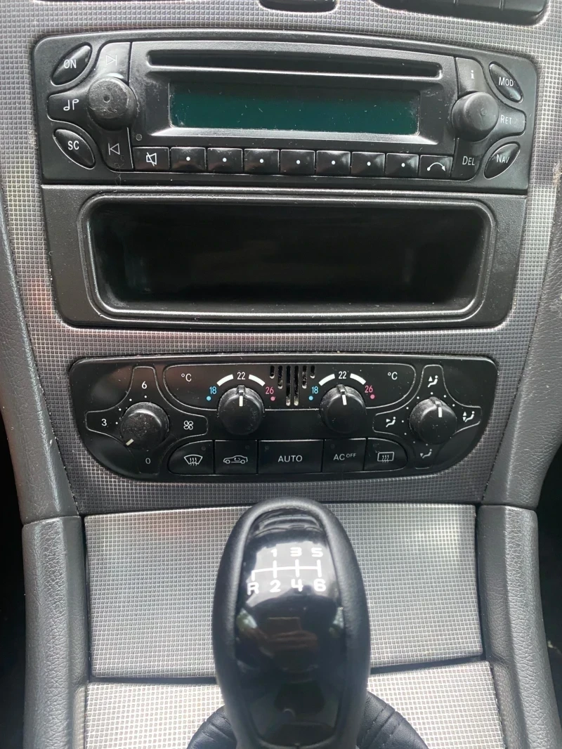 Mercedes-Benz C 200 2000 КУБИКА БЕНЗИН 163 КОНЯ, снимка 11 - Автомобили и джипове - 55241164