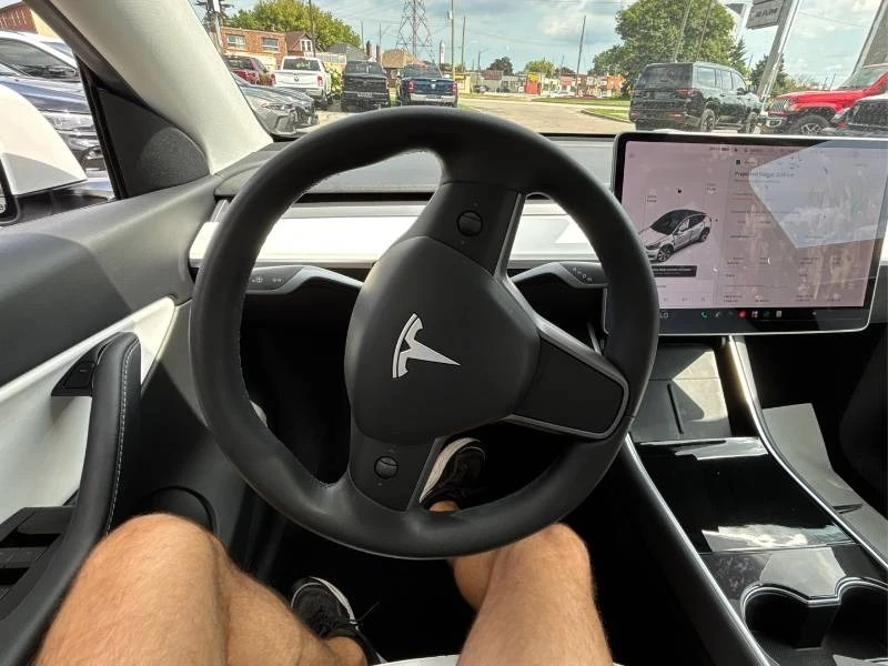 Tesla Model Y * Long Range * AWD * CARFAX * АВТОКРЕДИТ, снимка 9 - Автомобили и джипове - 55950672