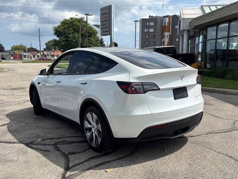 Tesla Model Y * Long Range * AWD * CARFAX * АВТОКРЕДИТ, снимка 4 - Автомобили и джипове - 55950672