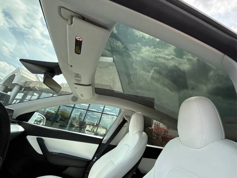 Tesla Model Y * Long Range * AWD * CARFAX * АВТОКРЕДИТ, снимка 14 - Автомобили и джипове - 55950672
