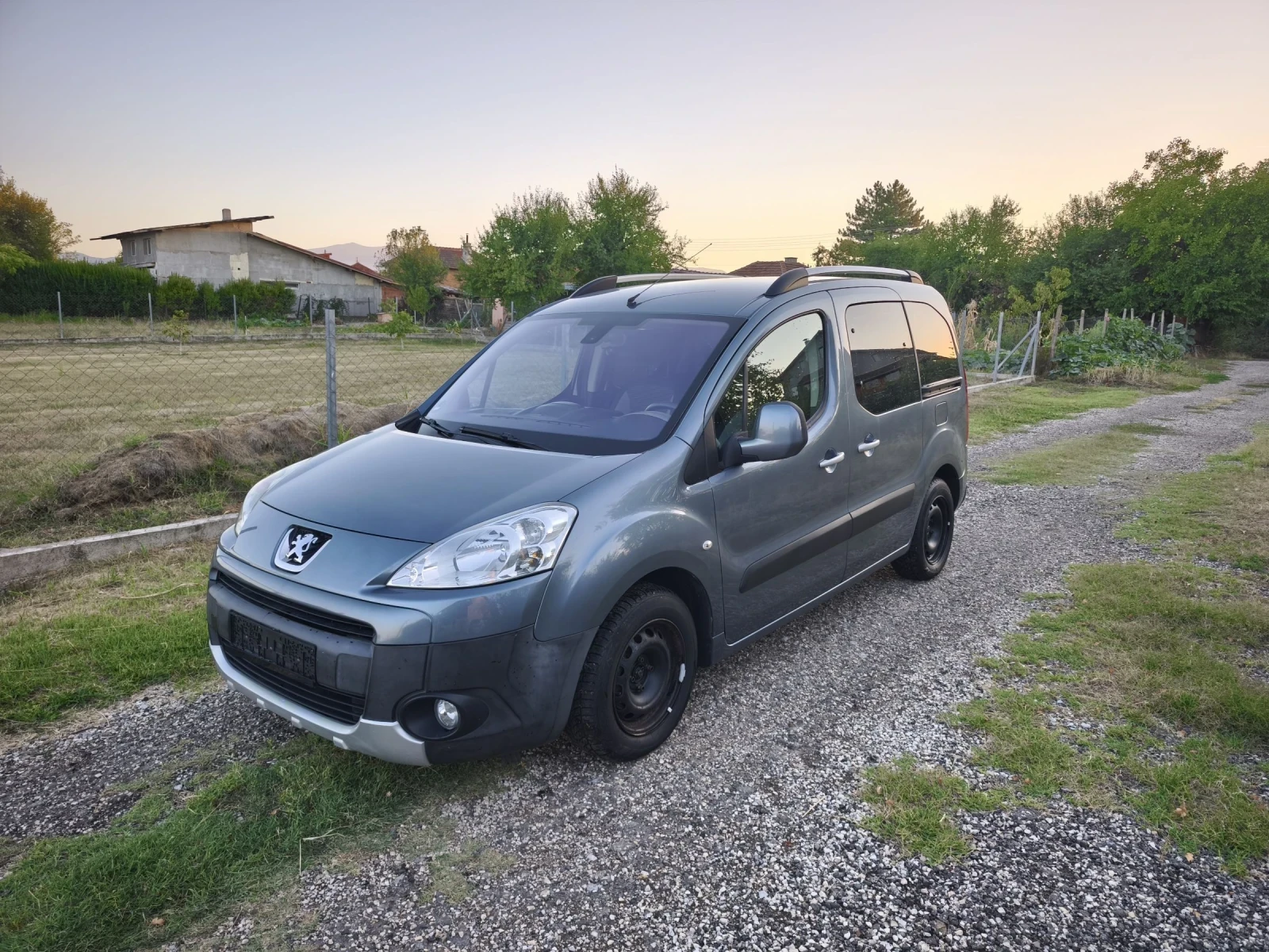 Peugeot Partner 1.6 hdi Multispace , снимка 1