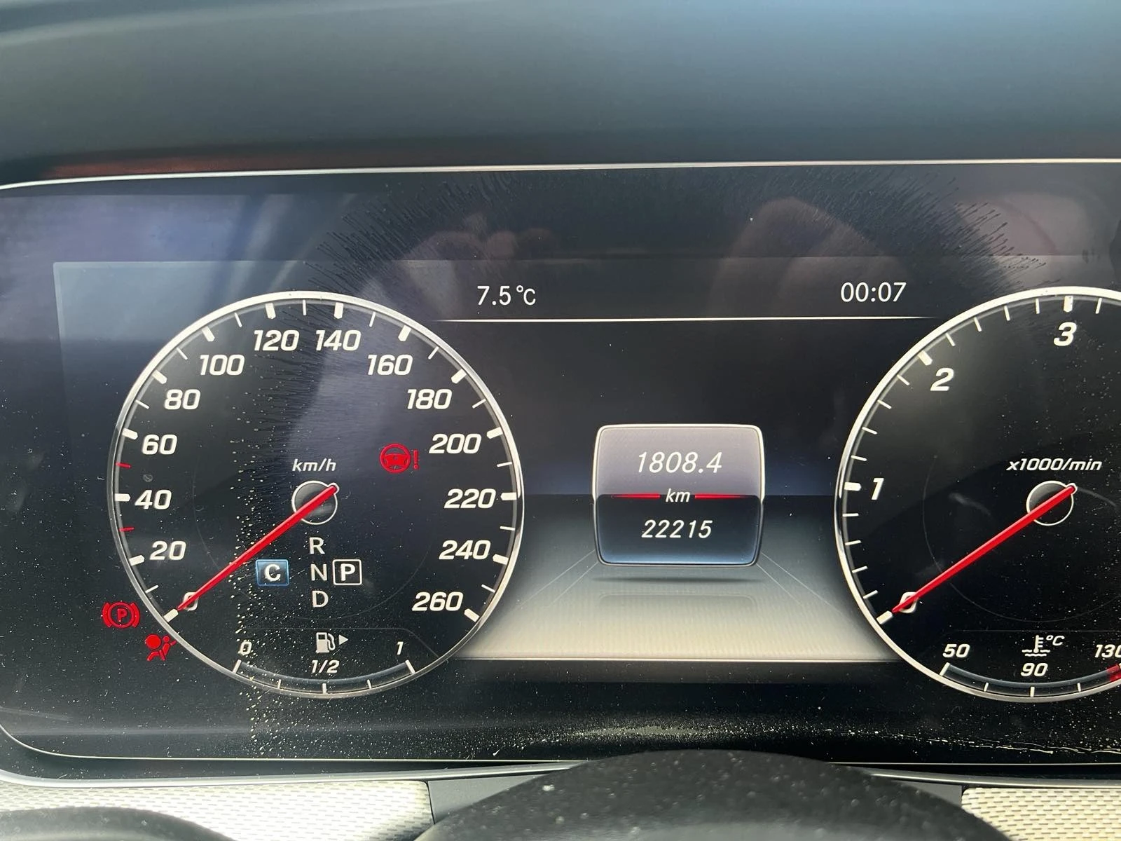 Mercedes-Benz E 220 4matic, 23000 km. - изображение 10