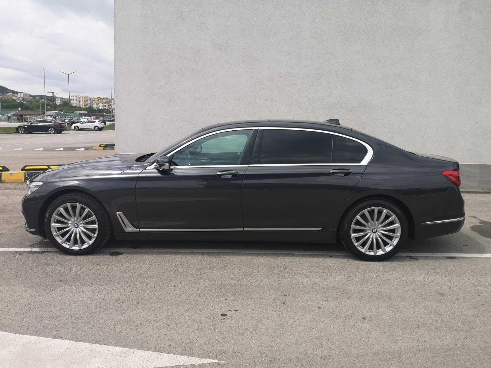 BMW 740 LD XDrive FULL - изображение 7