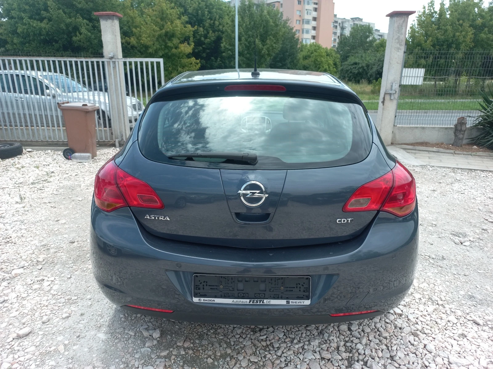 Opel Astra 1.7 CDTI - изображение 8