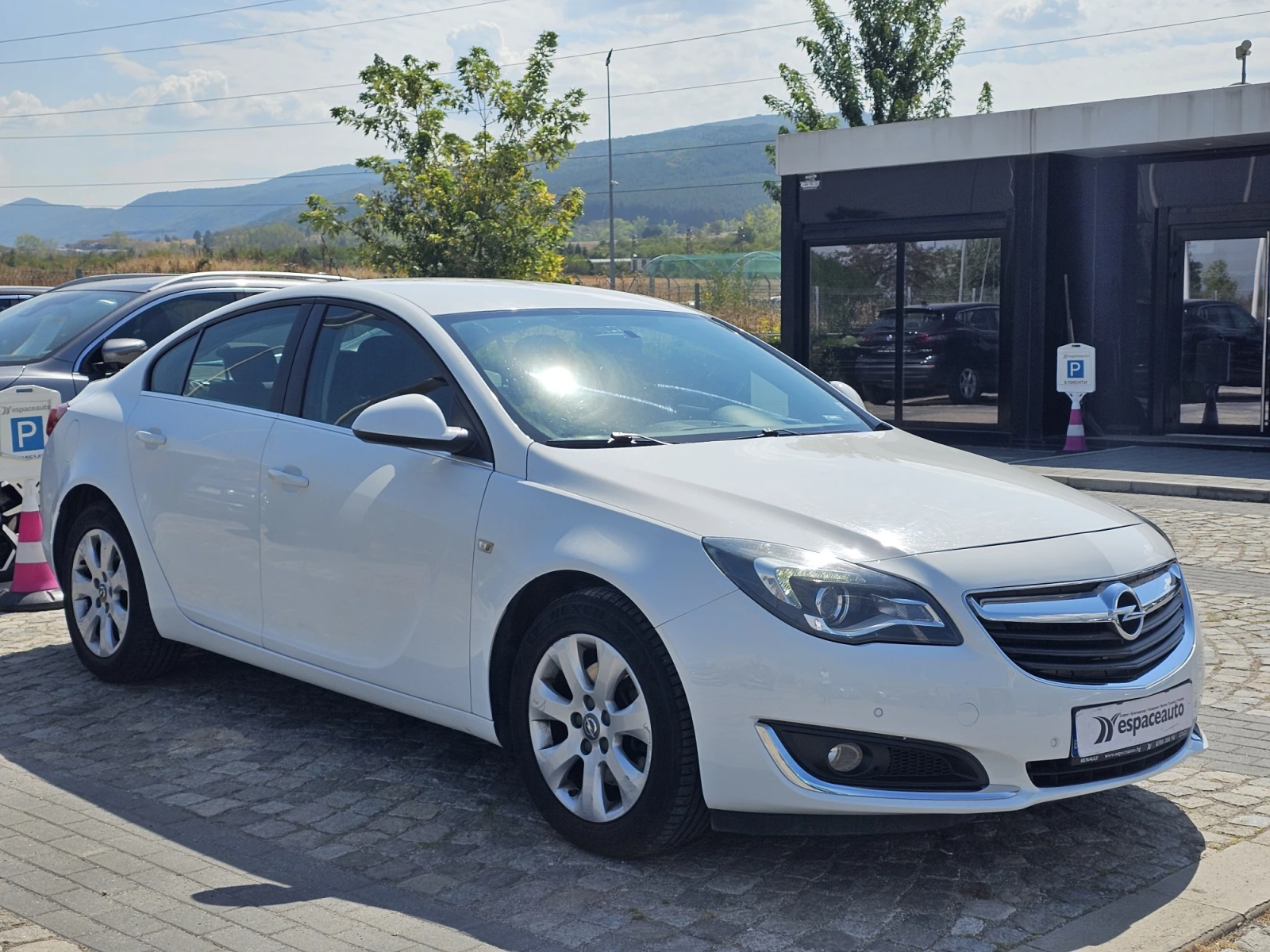 Opel Insignia 2.0CDTI 170к.с. 4X4 Automatic - изображение 3