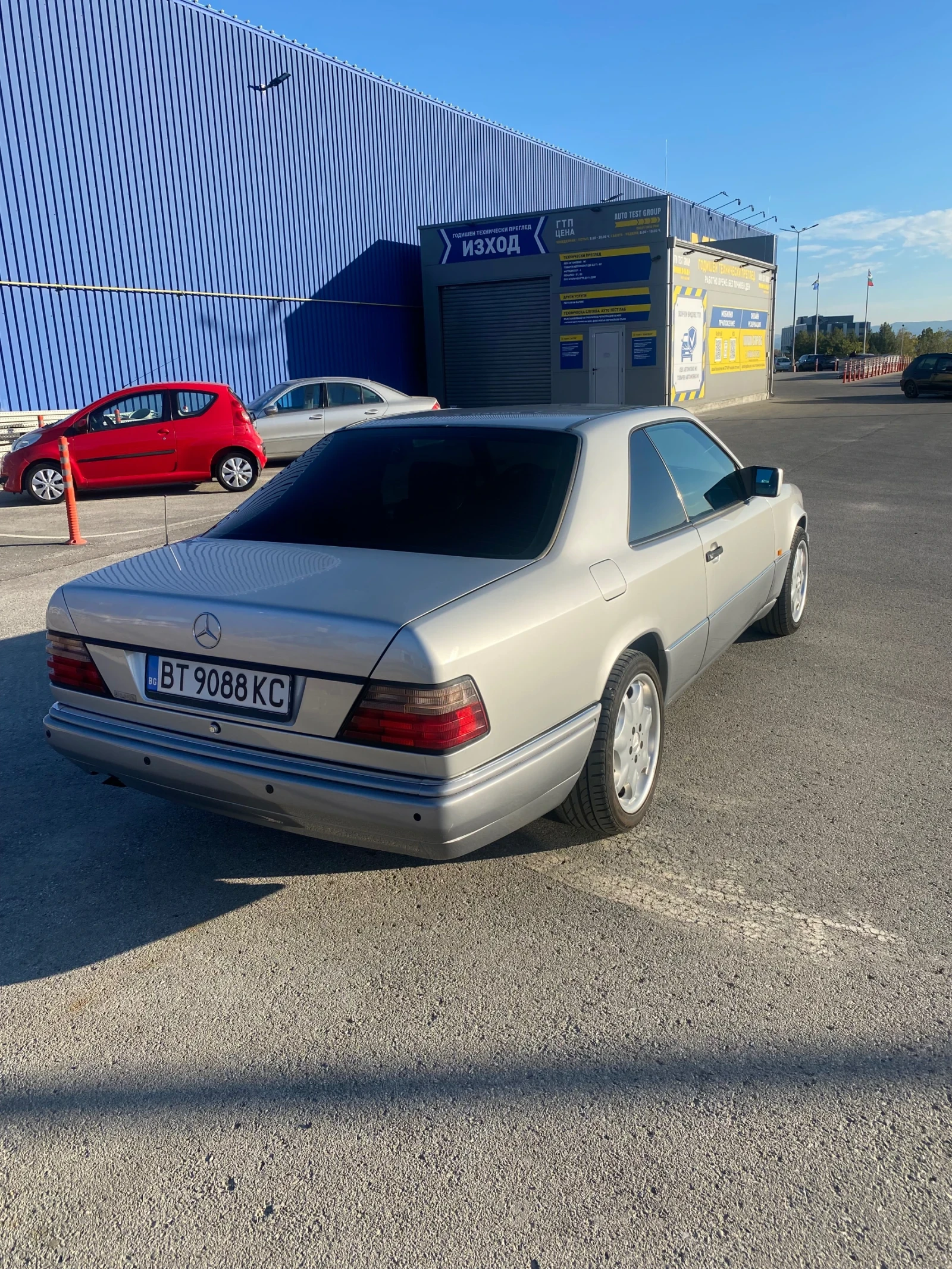 Mercedes-Benz 124  - изображение 6