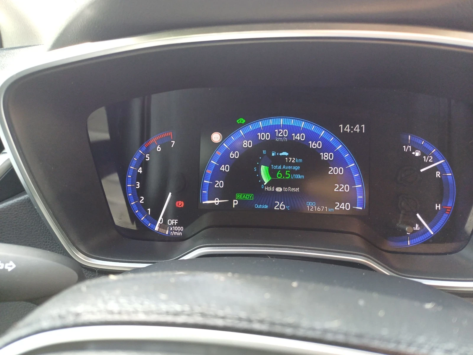 Toyota Corolla Hybrid 1.8 luxury - изображение 7