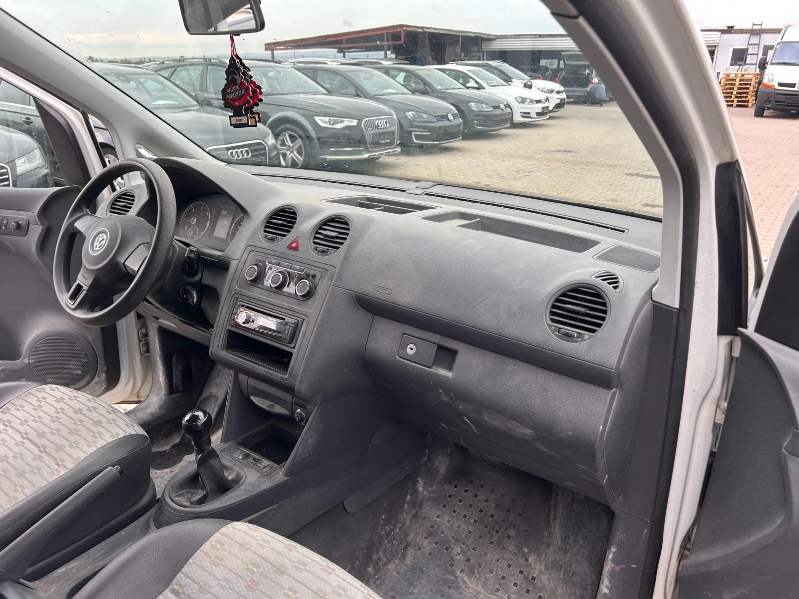 VW Caddy MAXI 1.6TDI EURO 5 | Mobile.bg   12