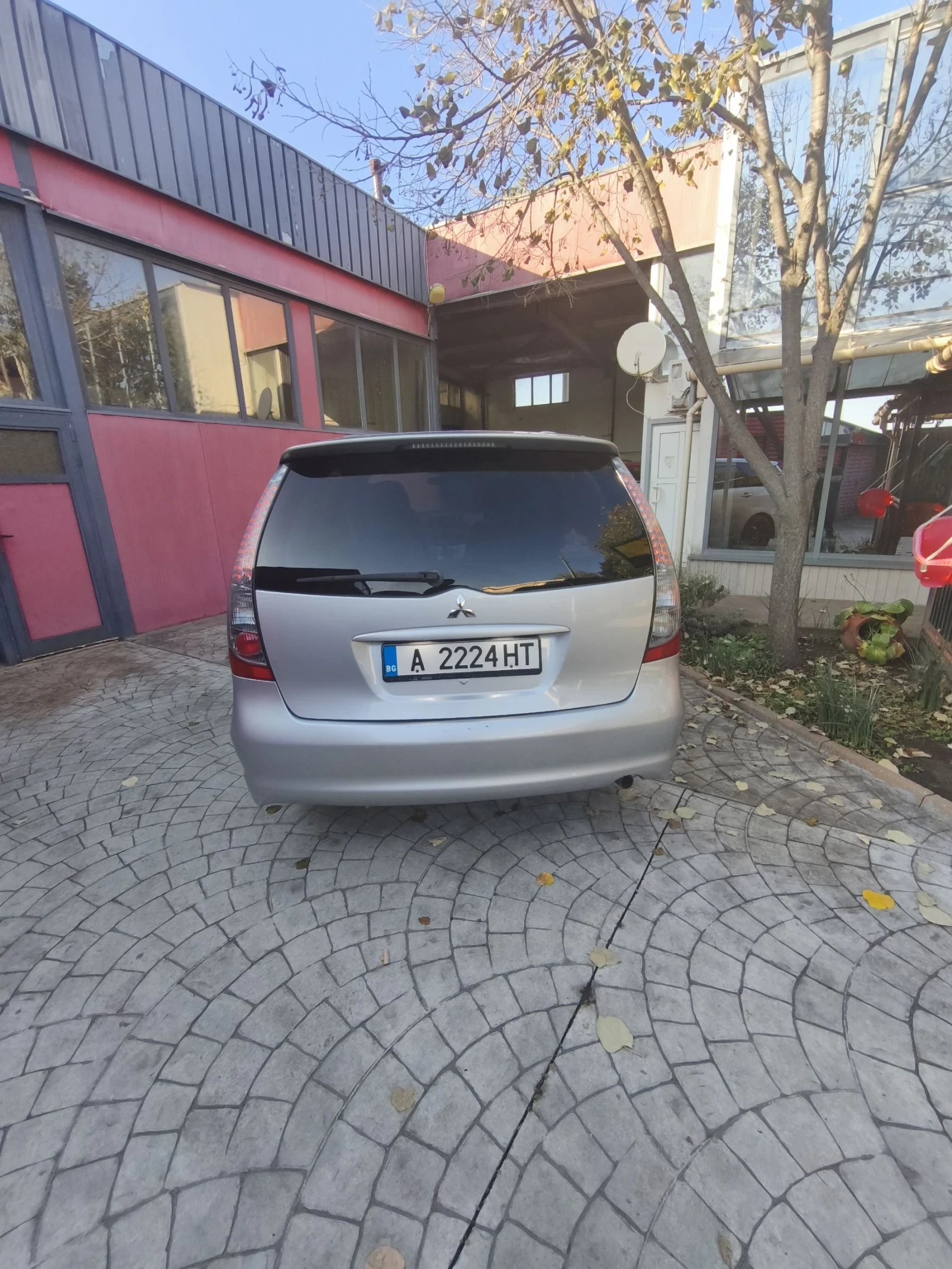 Mitsubishi Grandis | Mobile.bg � ����������� 13