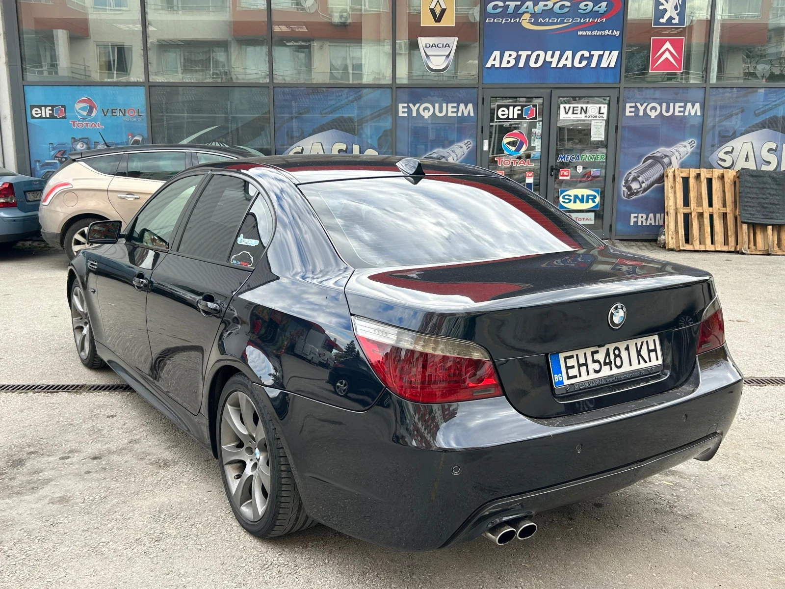 BMW 525 D M-Pack, снимка 4 - Автомобили и джипове - 53879947