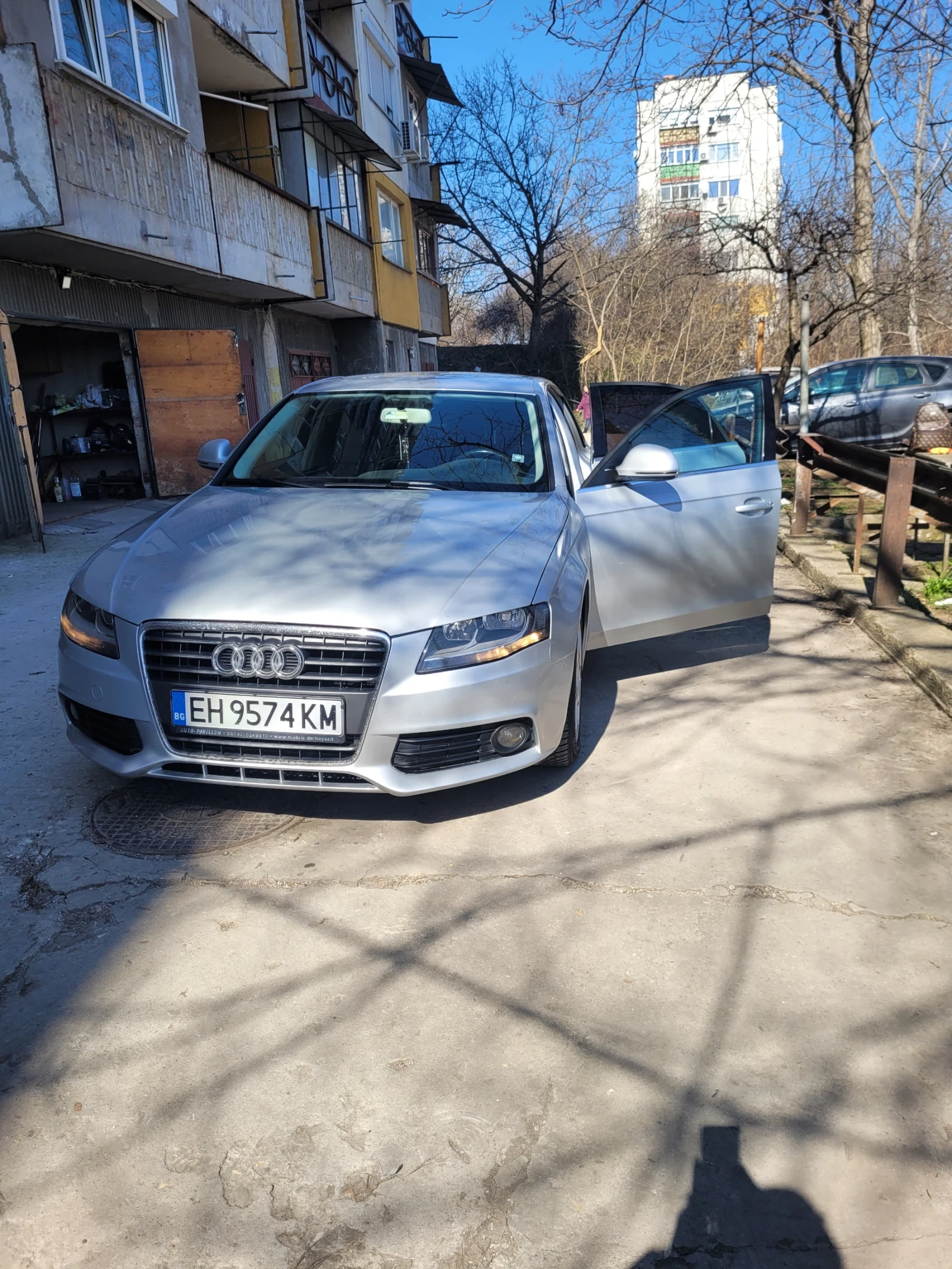 Audi A4 Седан, снимка 2 - Автомобили и джипове - 53891593