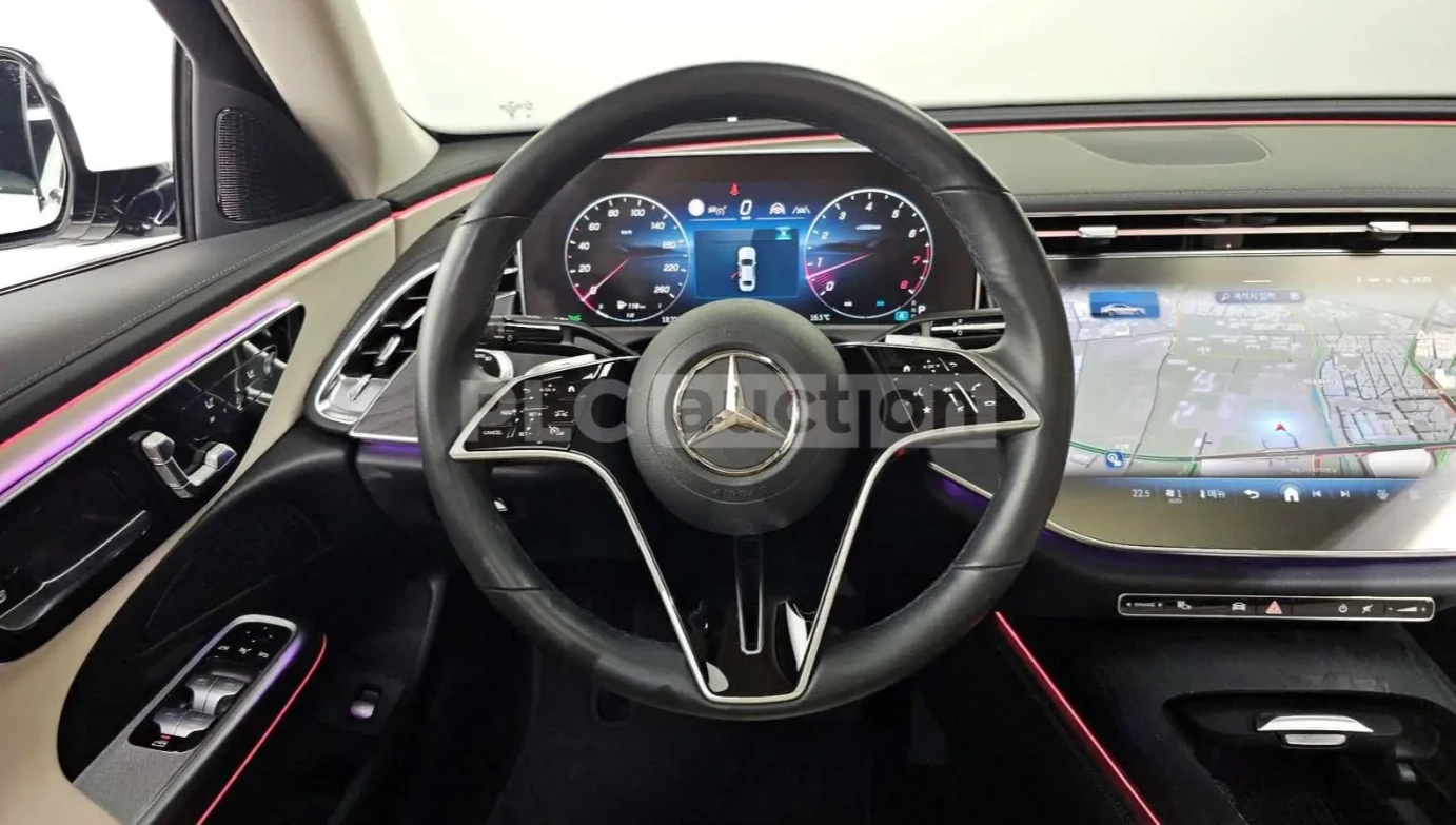 Mercedes-Benz E 200, снимка 5 - Автомобили и джипове - 54179349