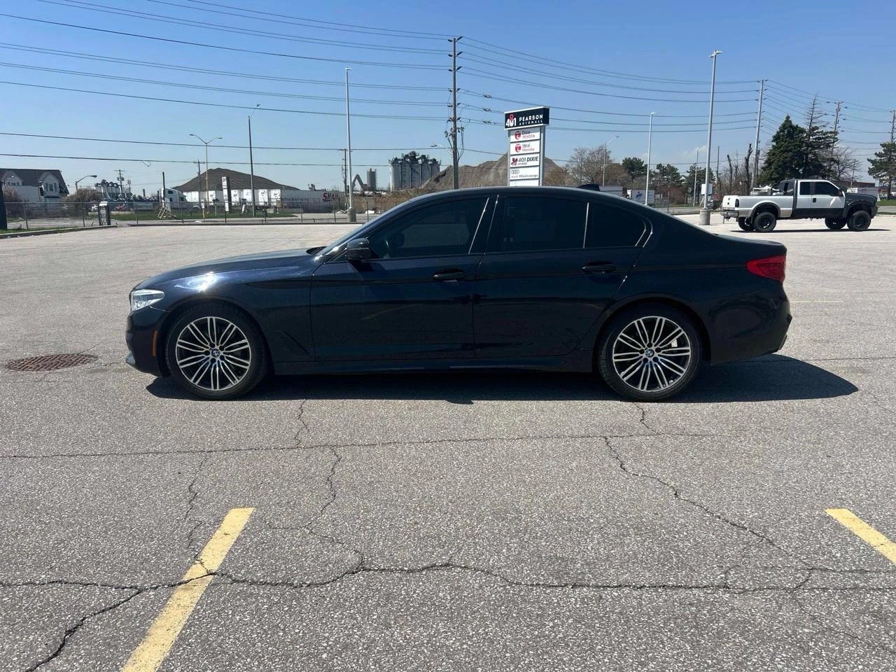 BMW 530 Масажи/Обдухване/360/Head-up/soft close/ , снимка 3 - Автомобили и джипове - 54475417